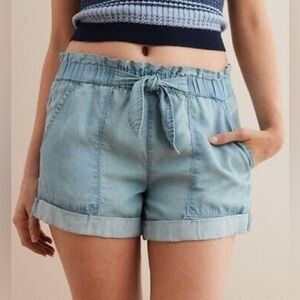 Aerie Women's Paper Bag Shorts Size M Chambray Tie Waist Casual Spring Roomy